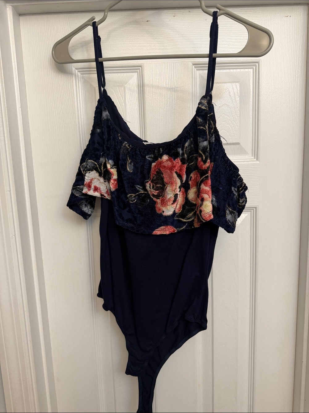 Francesca's Collections Navy Floral Off-Shoulder Bodysuit with Red Pink Roses